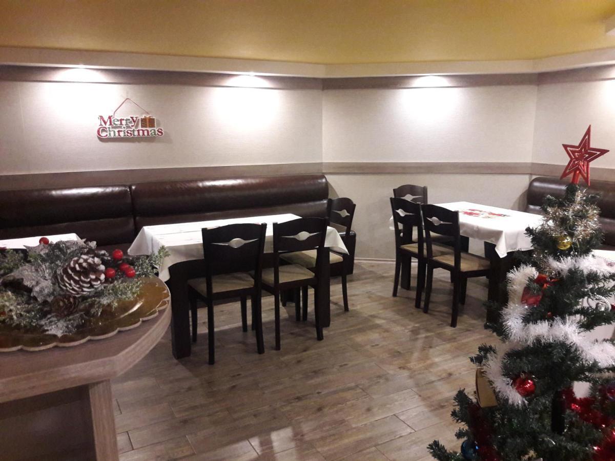 Advel Guest Hous Hotel Madzhare ภายนอก รูปภาพ