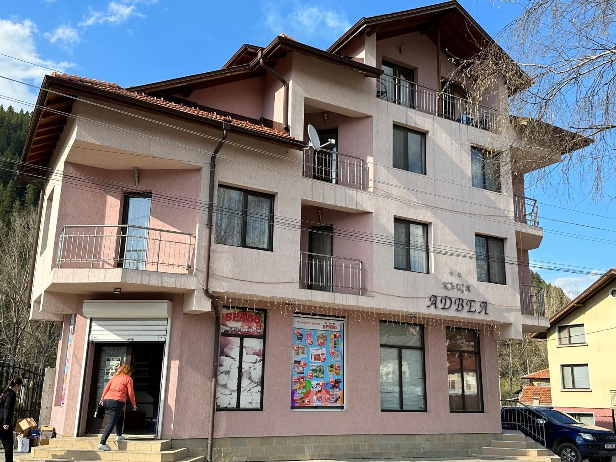 Advel Guest Hous Hotel Madzhare ภายนอก รูปภาพ